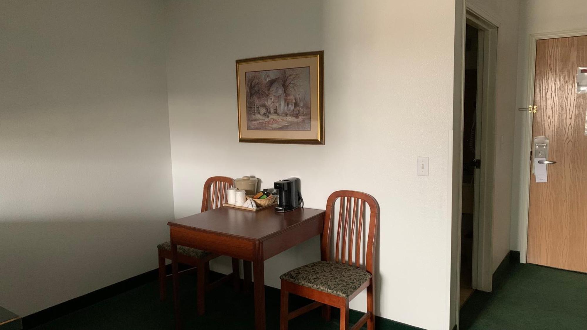 Fairbridge Inn And Suites - マイルズシティ 部屋 写真
